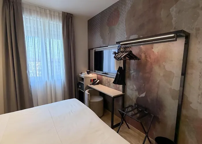 Astoria Sure Collection By Best Western